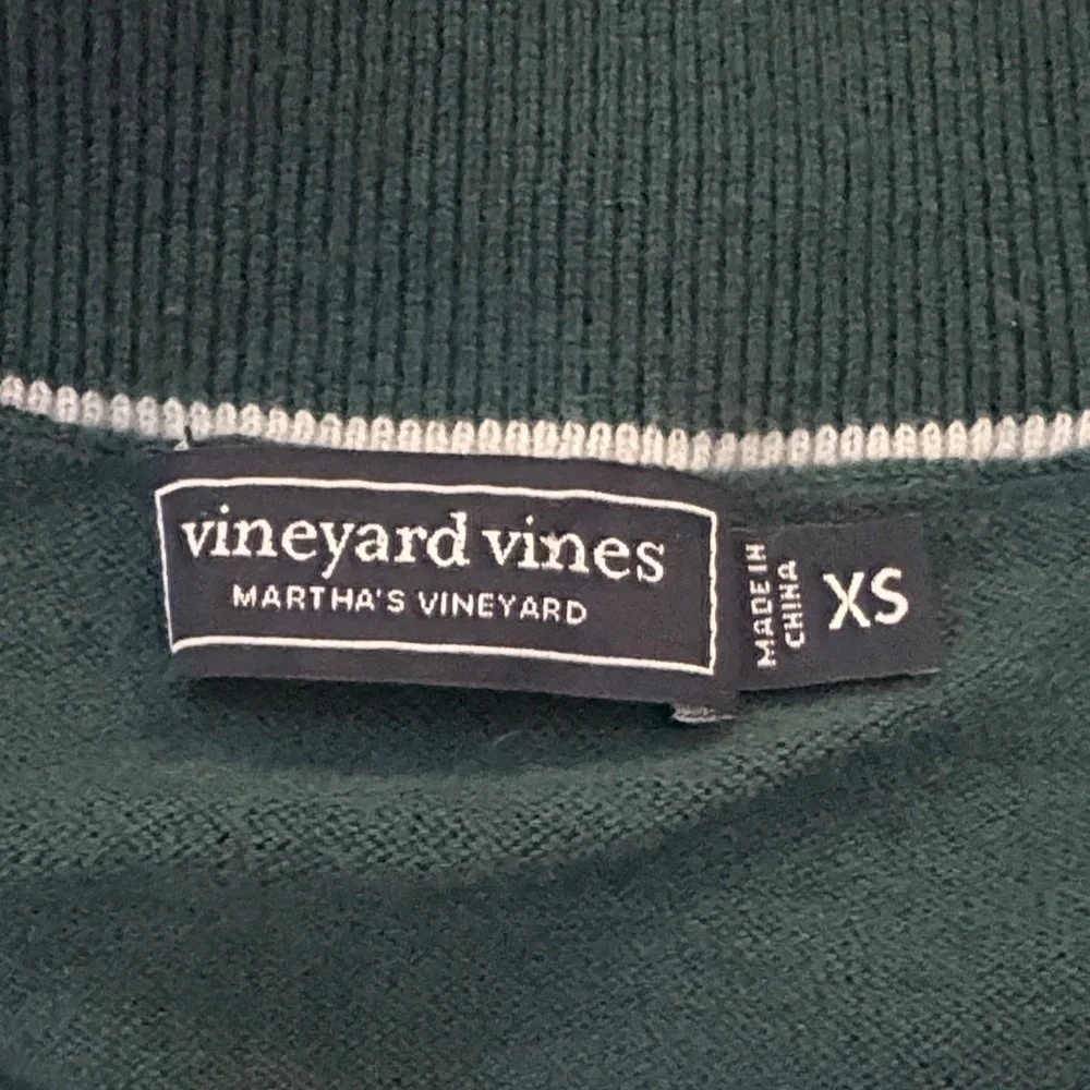 Vineyard vines Martha’s Vineyard V-Neck XS men’s Sweater in Green